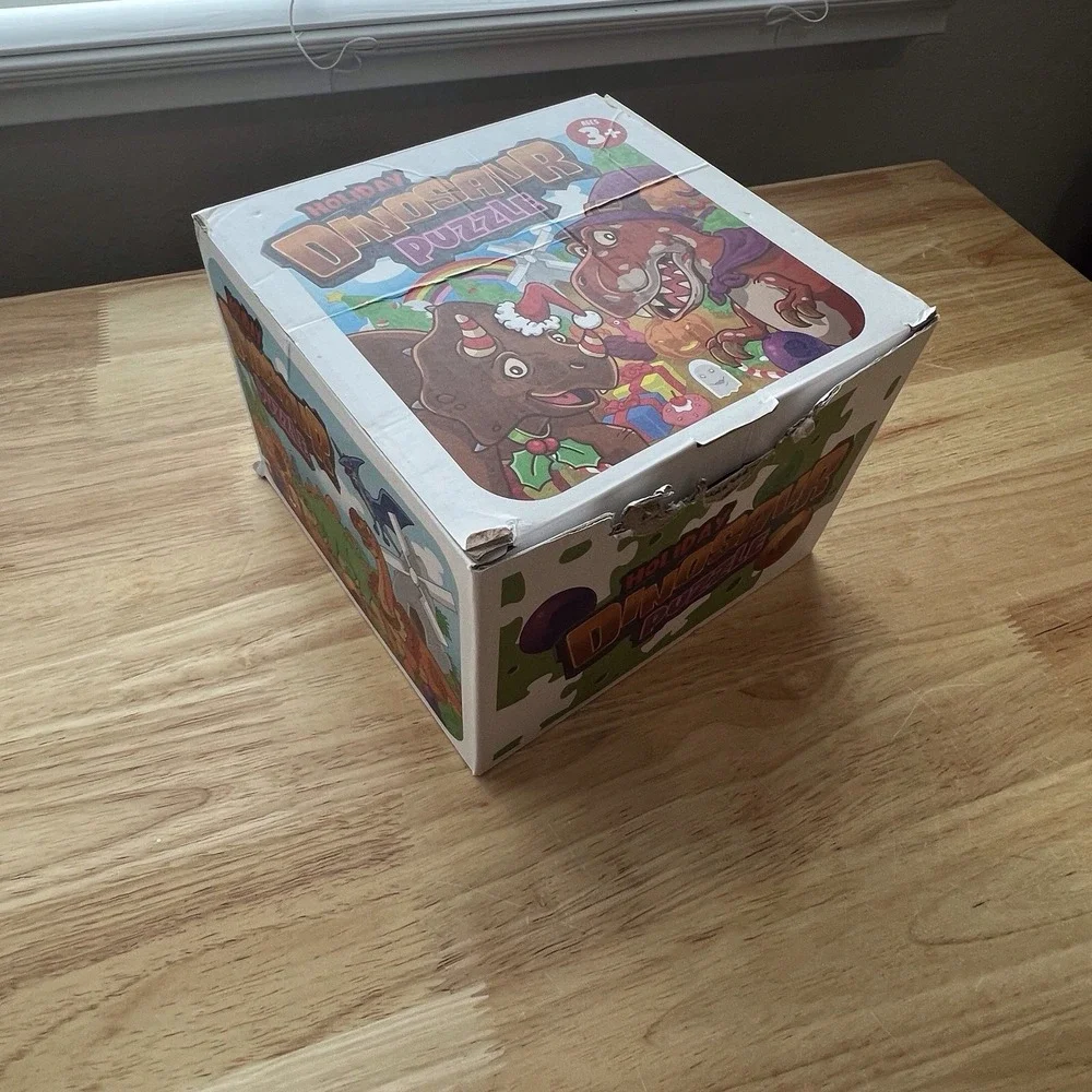 Holiday Dinosaur Puzzles, Ages 3+, Set Of 3 Jigsaw Puzzles